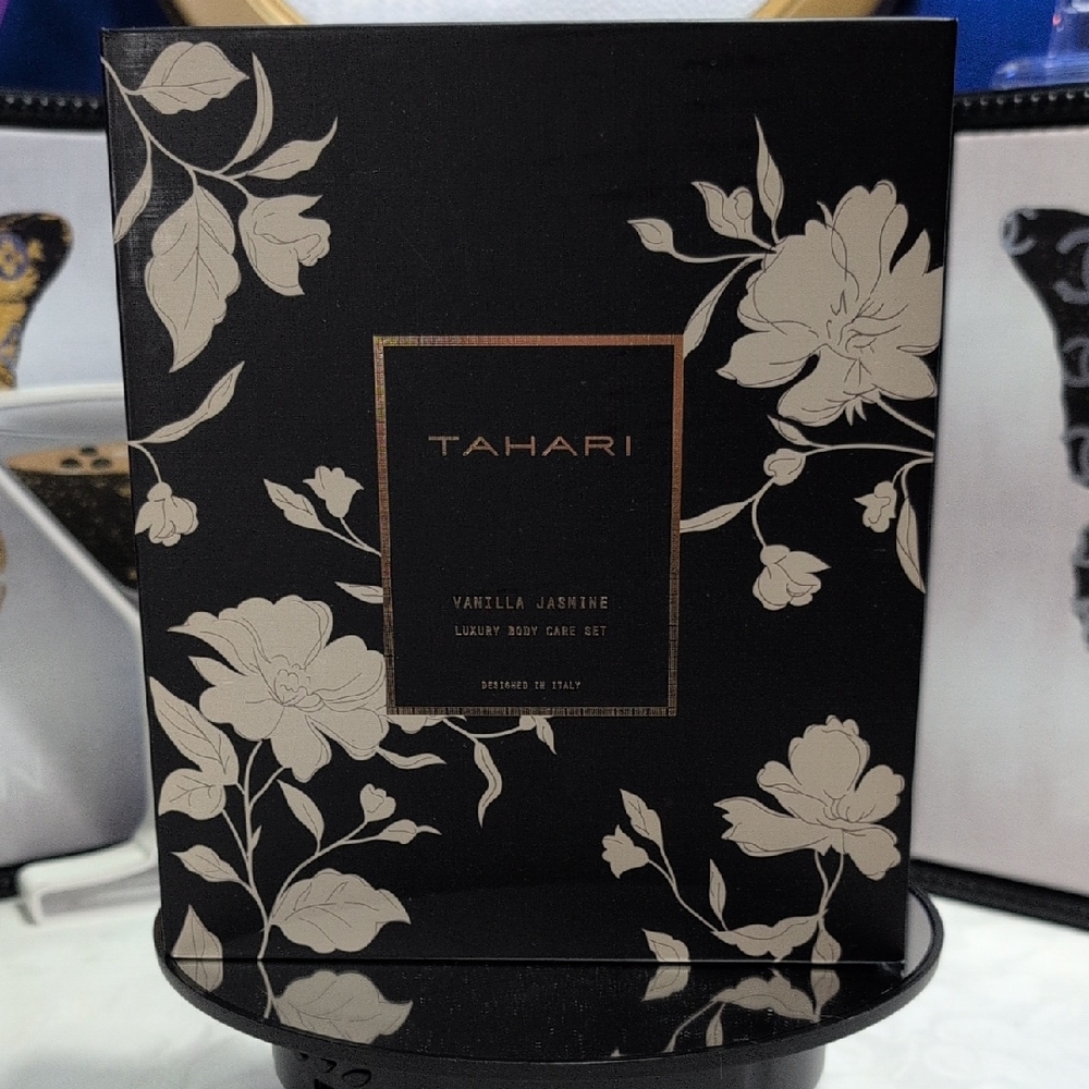 Tahari Vanilla Jasmine Luxury Body Care Set